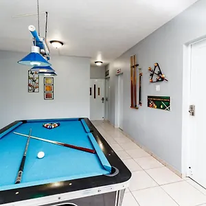 https://studio-with-pool-table-just-15-minutes-from-the-beach.greaterantilleshotels.net